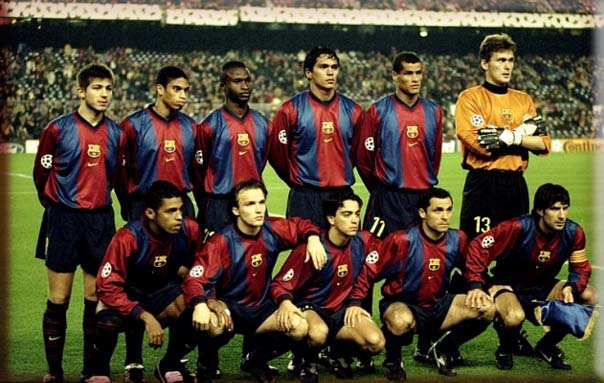 من أخرج فريق برشلونة من بطولة دوري الأبطال في موسم 2002/2003 ؟