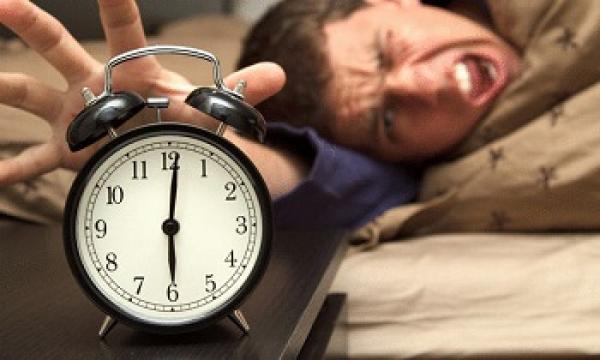 هل يزعجك صوت جرس المنزل او صوت احدهم القرب من غرفتك فيضطرك للاستيقاظ؟